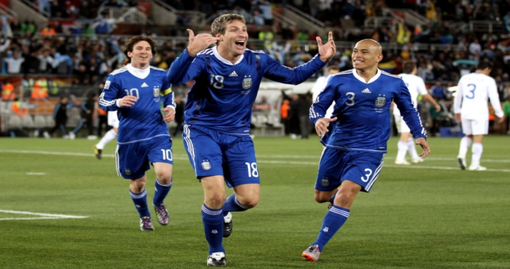 比斯足球俱乐部vs开普敦城直播_无插件比斯足球俱乐部vs开普敦城直播赛事_免费在线观看比斯足球俱乐部vs开普敦城直播赛事-24直播